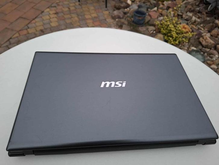 Degelijke MSI cr70 ms1758 laptop- i5-6gbram-windows of linux, Computers en Software, Windows Laptops, Gebruikt, 17 inch of meer