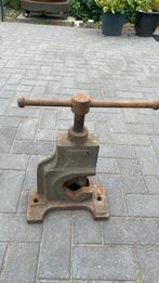 Antieke zware  buizenklem merk 511  ?, Antiek en Kunst, Antiek | Gereedschap en Instrumenten, Ophalen