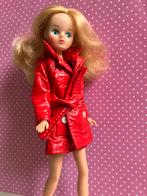 Vintage barbie kleding originele regenjas Daisy, Ophalen of Verzenden, Zo goed als nieuw, Kleertjes