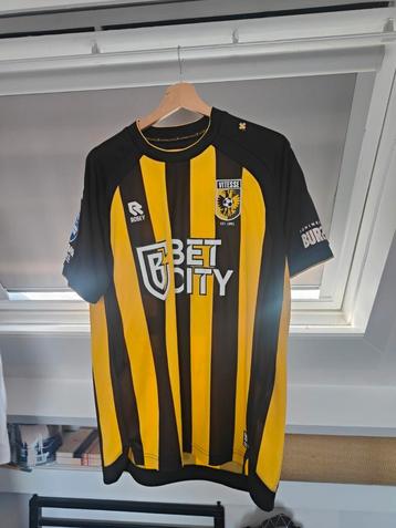 Matchworn vitesse shirt million manhoef beschikbaar voor biedingen