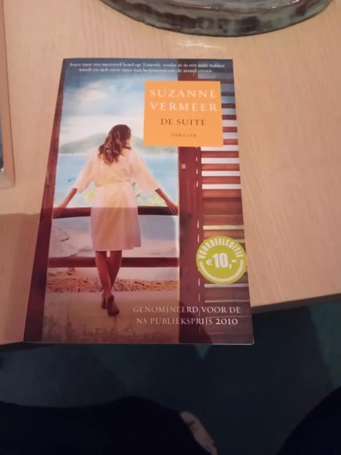 Suzanne Vermeer - De suite, Boeken, Thrillers, Zo goed als nieuw, Nederland, Ophalen of Verzenden