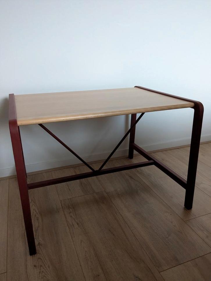 Ikea Ypperlig kindertafel bijzettafel hout, Huis en Inrichting, Tafels | Sidetables, Zo goed als nieuw, 25 tot 50 cm, 50 tot 100 cm