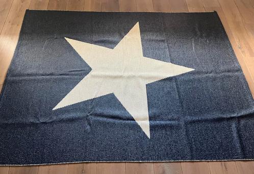 Vloerkleed Viggo Star groot Pappelina 180x230cm, Huis en Inrichting, Stoffering | Tapijten en Kleden, Gebruikt, 150 tot 200 cm