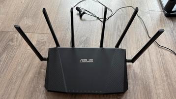 Asus RT-AC3200 Tri-band Gigabit Router beschikbaar voor biedingen