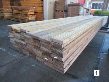 Diverse opruimingspartijen hout materiaal beschikbaar voor biedingen