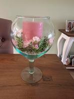 Mooie kaars in groot Wijnglas, Huis en Inrichting, Ophalen of Verzenden, Zo goed als nieuw, Overige materialen, Minder dan 25 cm