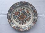 Flora Keramiek: groot polychroom bloemenmotief bord 31 cm., Antiek en Kunst, Ophalen of Verzenden