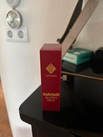 Taktell super mini metronoom beschikbaar voor biedingen
