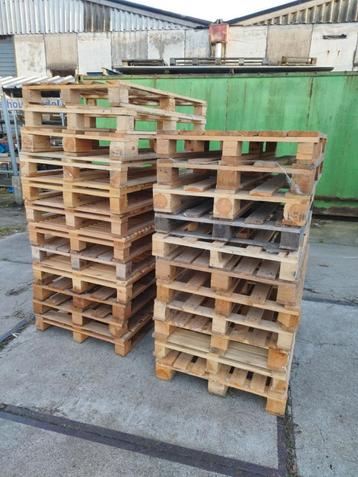 23x pallets palleten houtpalletten houtpallets beschikbaar voor biedingen