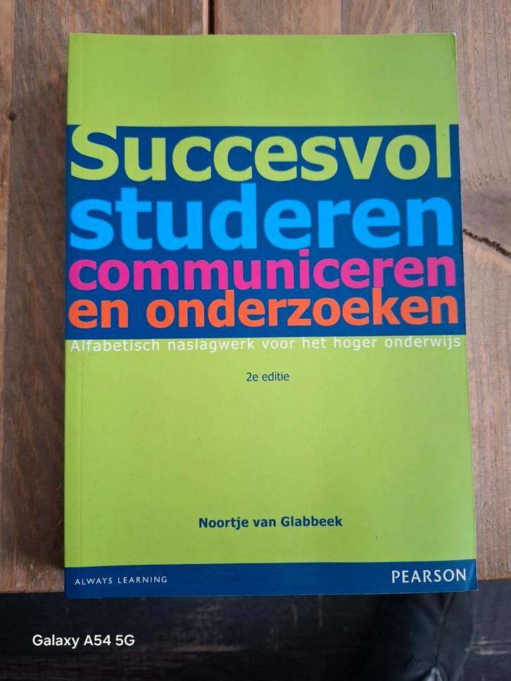 Succesvol studeren, communiceren en onderzoeken, Boeken, Studieboeken en Cursussen, Zo goed als nieuw, HBO, Ophalen of Verzenden