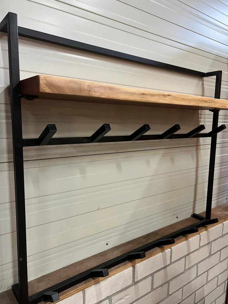 Industriele wand kapstok met hoeden plank, Huis en Inrichting, Woonaccessoires | Kapstokken, Zo goed als nieuw, Wandkapstok, Minder dan 100 cm