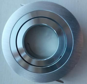 Nieuwe armatuur spot rond geborsteld aluminium beschikbaar voor biedingen