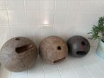 Drie antieke bowlingballen hout en metaal decoratief, Ophalen, Gebruikt, Bal
