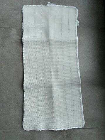 Aerosleep topper + 4 hoeslakens beschikbaar voor biedingen