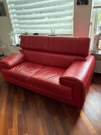 Rood leren bank, Huis en Inrichting, Banken | Bankstellen, Ophalen, Strak, 150 tot 200 cm, Tweepersoons