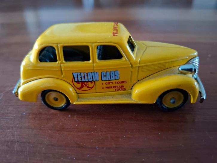 Gele Speelgoedauto - Yellow Cabs, Hobby en Vrije tijd, Modelauto's | 1:18, Gebruikt, Auto, Overige merken, Ophalen of Verzenden
