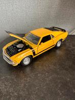 Ford Mustang Boss 302 - Maisto 1/24, Ophalen of Verzenden, Zo goed als nieuw, Auto, Maisto