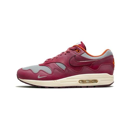 Air Max 1 Patta Waves Rush Maroon maat 38.5, Kleding | Heren, Schoenen, Nieuw, Sneakers of Gympen, Overige kleuren, Verzenden