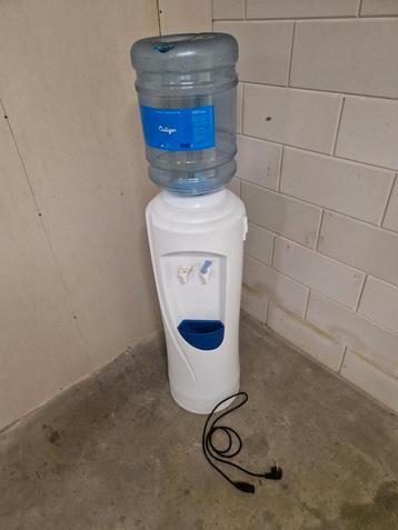 Waterkoeler Oasis 220v beschikbaar voor biedingen