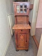 Mooi antiek kastje met marmeren blad, Ophalen