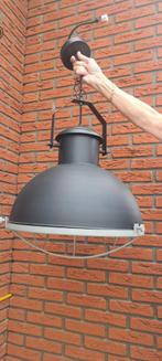 lndustriele hanglamp, Huis en Inrichting, Lampen | Hanglampen, Ophalen of Verzenden, Zo goed als nieuw, Metaal, Minder dan 50 cm
