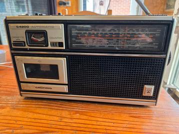 Transistor radio grundig c4200 cassette  beschikbaar voor biedingen