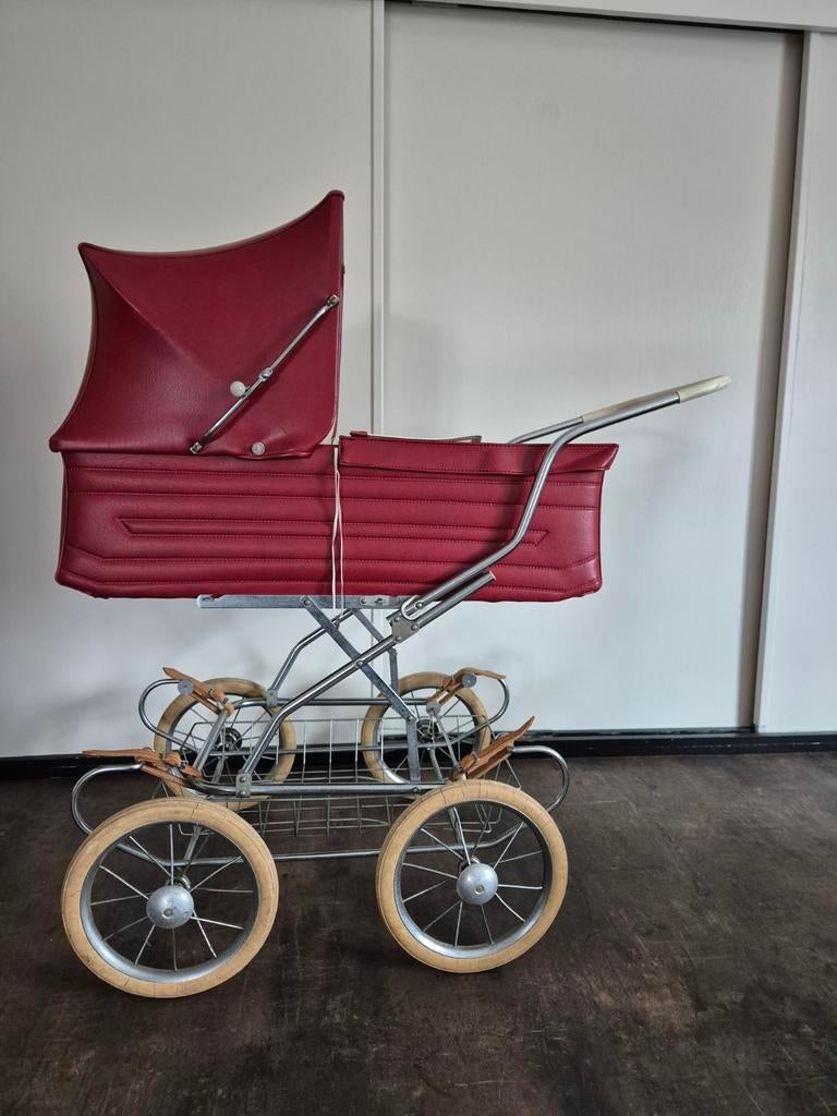 Poppenwagen retro, vintage, Kinderen en Baby's, Speelgoed | Poppen, Ophalen, Gebruikt