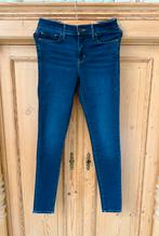 Mooie nieuwe Levi’s 310 Shaping Super Skinny, maat 27, Ophalen of Verzenden, Nieuw, Blauw, W27 (confectie 34) of kleiner