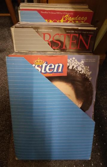 Koninklijk Huis: Tijdschriften jaar 1983 t/m 1987 € 5,= p/jr beschikbaar voor biedingen