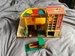 Fisher Price garage met autotootjes / vibrage speelgoed, Ophalen of Verzenden, Gebruikt, Speelset
