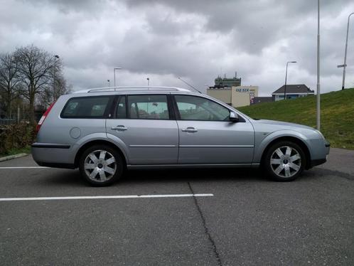 Te koop: Ford Mondeo Ghia Executive 20l 107 KW Wagon - 2004, Auto's, Ford, Particulier, Mondeo, ABS, Airbags, Airconditioning