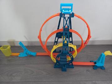 HotWheels 3 Loopings beschikbaar voor biedingen