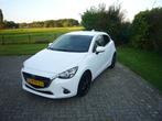 Mazda 2 1.5 Skyactiv-g sport selected 90PK 2019 Wit, Auto's, Mazda, Voorwielaandrijving, Stof, Zwart, Wit