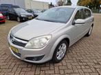 Opel ASTRA 1.6 COSMO  Automaat Airco Trekhaak, Bluetooth, Gebruikt, 4 cilinders, 635 kg