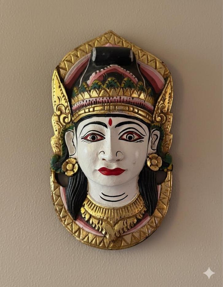 Handgesneden Indiaas Wandmasker met Goudaccenten, Antiek en Kunst, Kunst | Niet-Westerse kunst, Ophalen of Verzenden