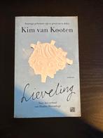 Lieveling - Kim van Kooten, Ophalen of Verzenden, Gelezen, Nederland