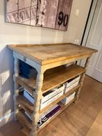 Stoer en sober houten side table, Ophalen of Verzenden, Zo goed als nieuw, 25 tot 50 cm, Rechthoekig
