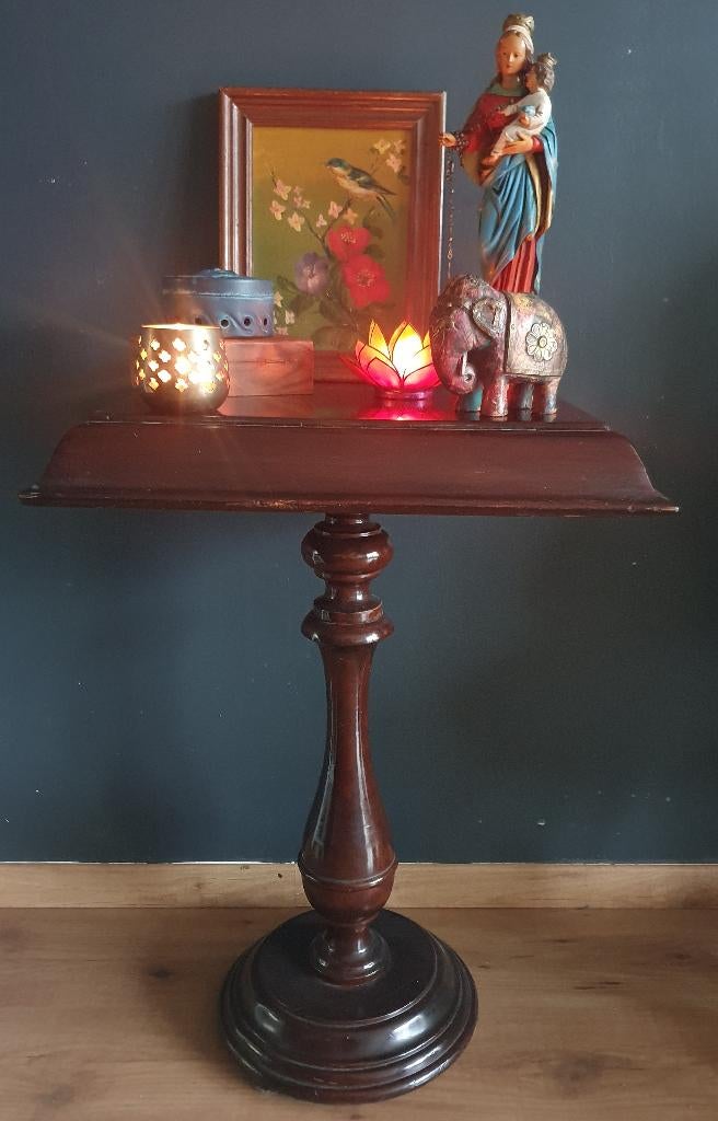 Antieke mahonie thee-, haltafel met sierlijke gevormde voet, Antiek en Kunst, Antiek | Meubels | Tafels, Ophalen