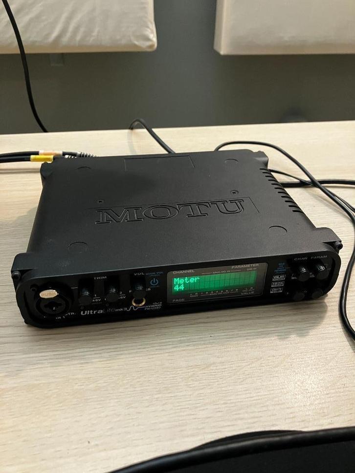 MOTU soundcard Ultralite MK3 USB/firewire, Computers en Software, Geluidskaarten, Zo goed als nieuw, Extern, Ophalen of Verzenden