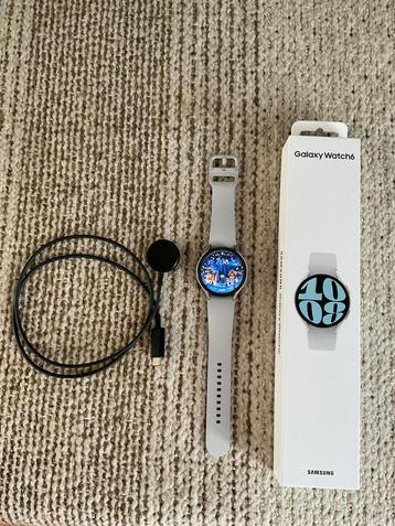 Samsung Galaxy Watch 6 - 44 mm beschikbaar voor biedingen