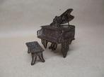 (101) Filigrain miniatuur piano compleet voor het poppenhuis, Ophalen of Verzenden