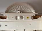 Mooi antiek frans houten bed met opstaande rand voor kind, Ophalen, Frans, Eenpersoons, Wit