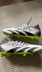 Adidas Predator voetbalschoenen - 42 2/3 en in nette staat, Sport en Fitness, Schoenen, Zo goed als nieuw, Ophalen