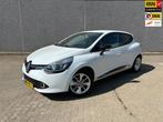 Renault CLIO 1.2 TCe Limited | NAVI | BLUETOOTH | CRUISE CON, Gebruikt, Euro 6, Handgeschakeld, Grijs