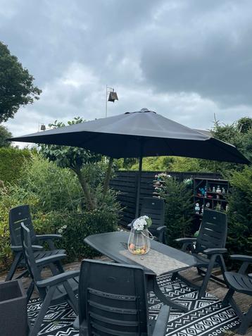 Parasol garden impressions  beschikbaar voor biedingen