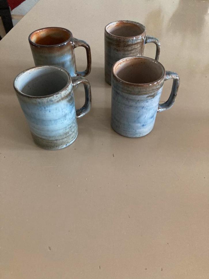 Volendams aardewerk, 4 x espressokopjes+ los kopje+, Huis en Inrichting, Keuken | Servies, Nieuw, Kop(pen) en/of Schotel(s), Overige stijlen