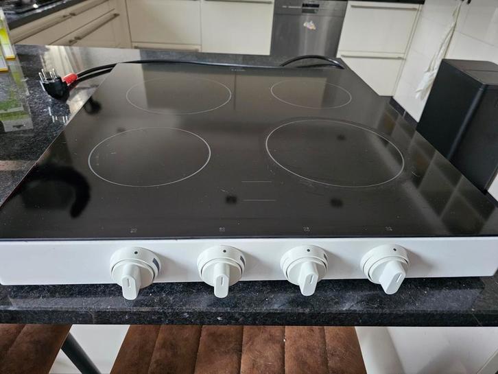 Etna KCV154WIT - Vrijstaande Keramische Kookplaat - 54 cm -, Witgoed en Apparatuur, Kookplaten, Gebruikt, Vrijstaand, Gas, 4 kookzones