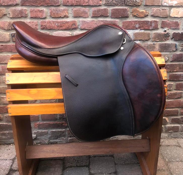 Zadel spring/veelzijdigheid/dressuur, Dieren en Toebehoren, Paarden en Pony's | Zadels, Gebruikt, Springen, Ophalen of Verzenden