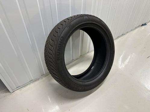 1x KUMHO WinterCraft WP71 205/50 ZR17 93V Extra Load, Auto-onderdelen, Banden en Velgen, Band(en), Winterbanden, 17 inch, 205 mm