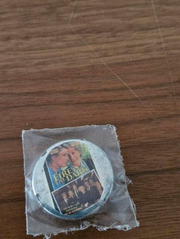 F 199 Fire in the Dark Film Button  beschikbaar voor biedingen